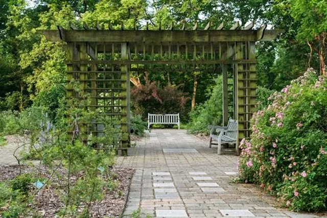 Guadalupe Gardens Heritage Rose Garden