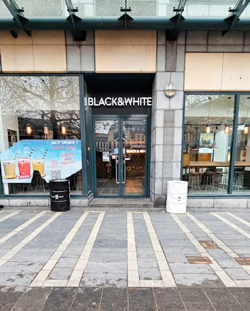 Black & White Burger