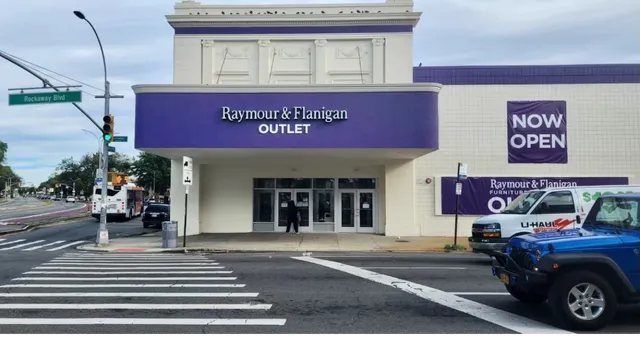 Raymour & Flanigan Furniture and Mattress Outlet