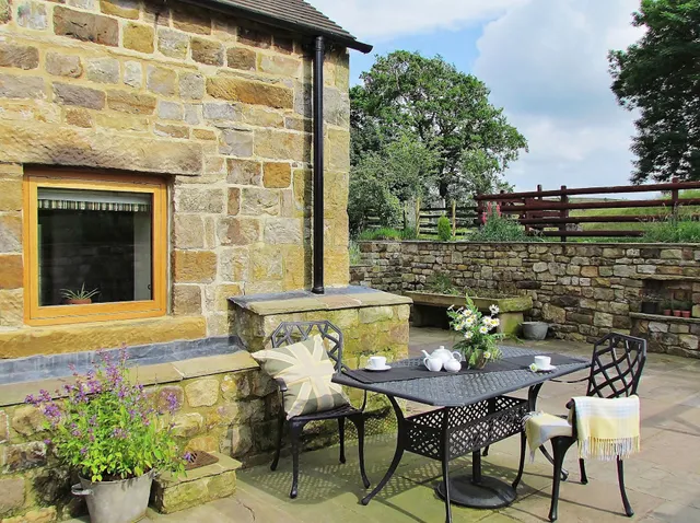 Fernyford Barn, Big Fernyford Farm