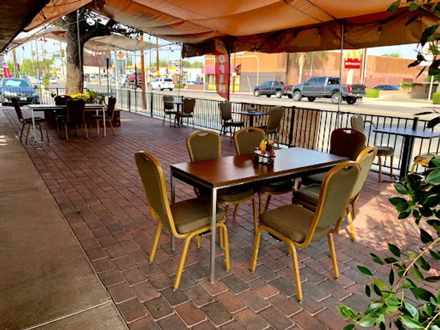 Millie&#x27;s Restaurant &amp; Bakery