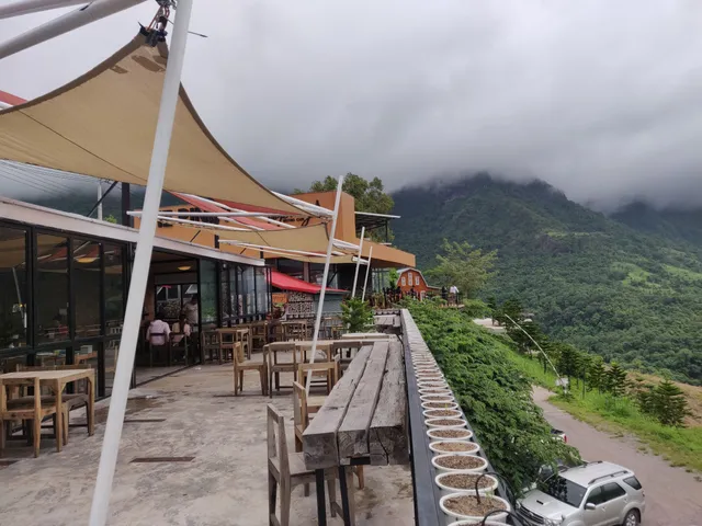 ผัดไทยโบราณเมืองเพชร