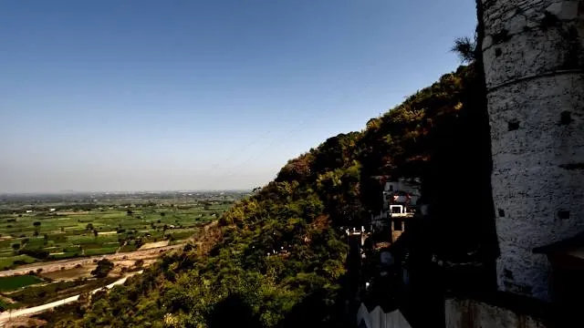 Hanuman Dhara, Chitrakoot