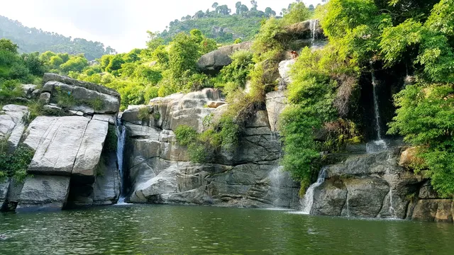 Char Waterfall