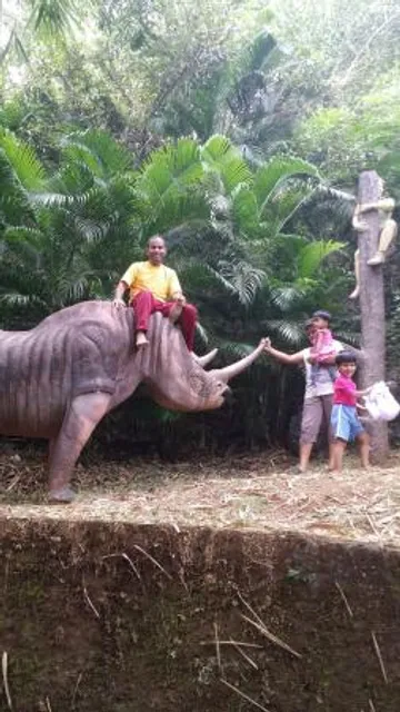 Sadhoo Merry Kingdom