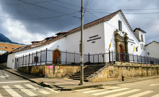 Iglesia de Santa Barbara - centro