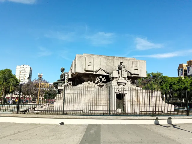 Mausoleo de Bernardino Rivadavia