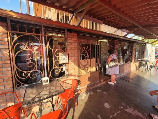 Las Papas Restaurant