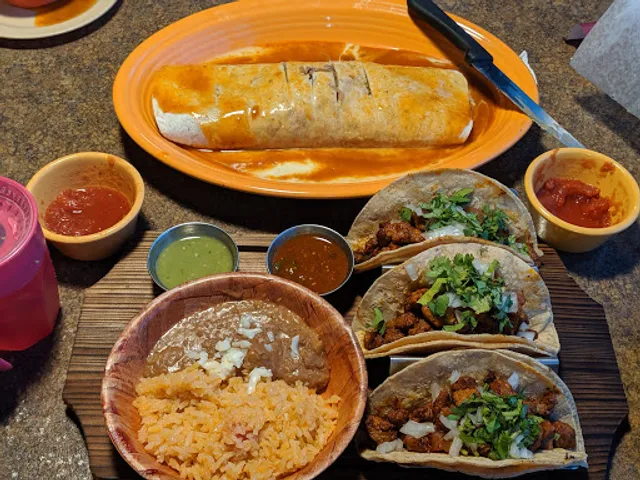 EL SAZÓN BAR & GRILL