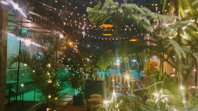 Sunrise cafe chhatarpur