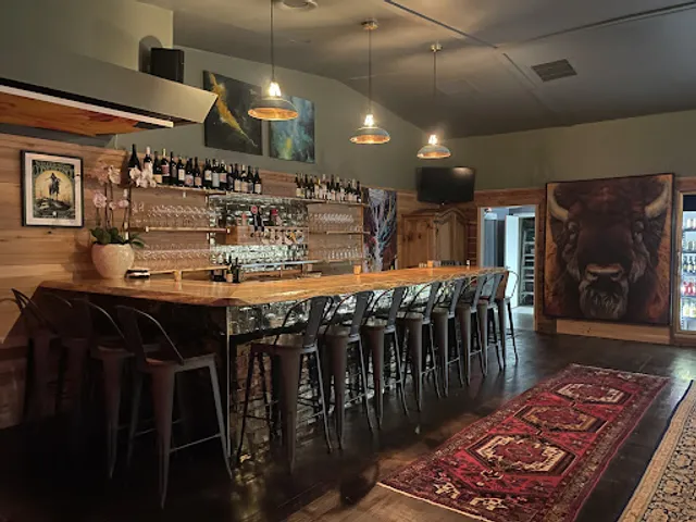 Internos Beer and Wine Bar