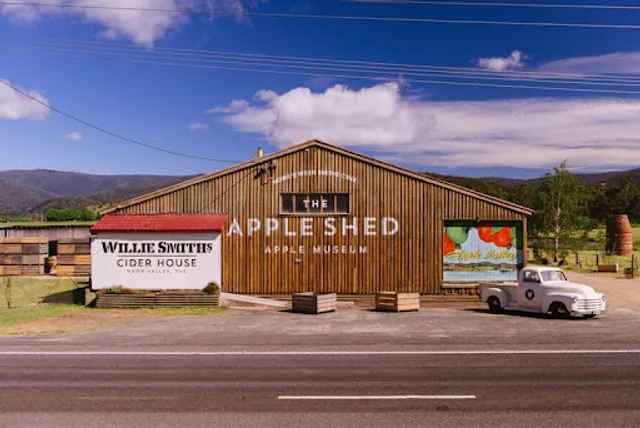 Willie Smith's Apple Shed