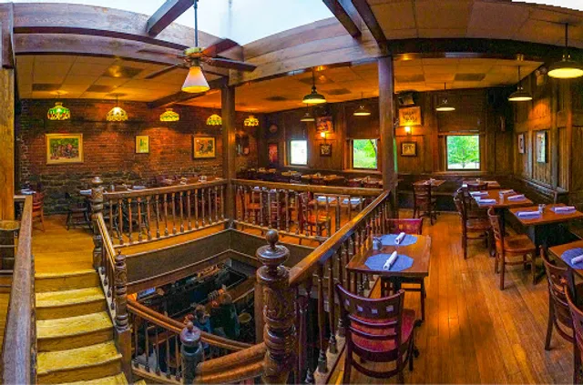 Mr. Smith's of Georgetown