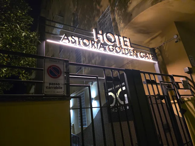 Astoria Golden Gate Hotel