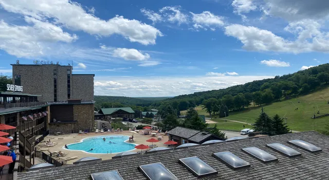 Slopeside Hotel by Seven Springs Resort