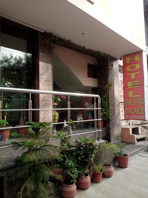 Hotel Narayani Palace
