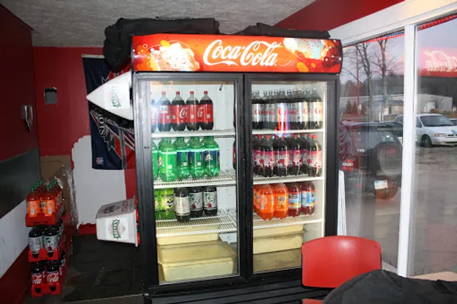 Arena's Pizza Bostwick Lake