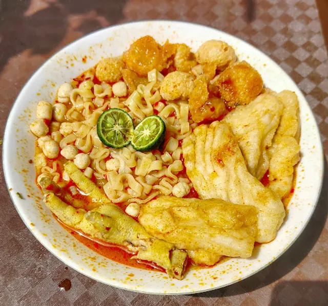 Baso Aci dan Mie Ndower "Kedai Mood"