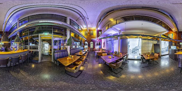 elf84 | Restaurant & Steakhouse