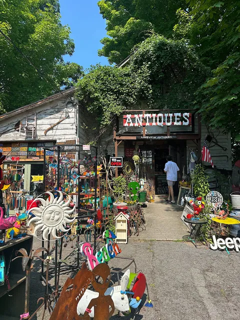 Lakeview Antiques