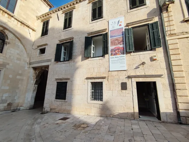 Dulčić Masle Pulitika Gallery