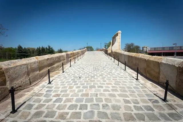 photo-1
