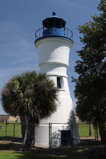 Milneburg Lighthouse