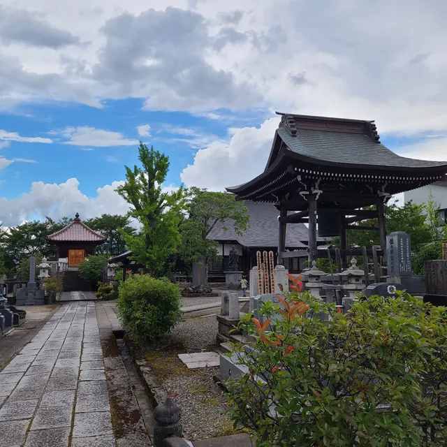 Takizawa Myokokuji Temple