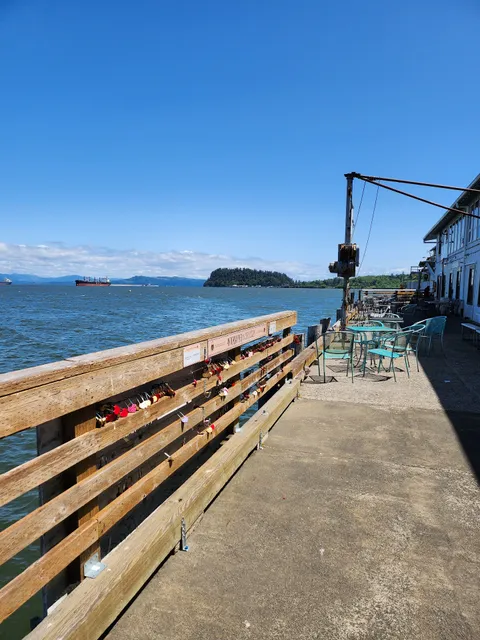 Pier39-Astoria Fishermen Suites