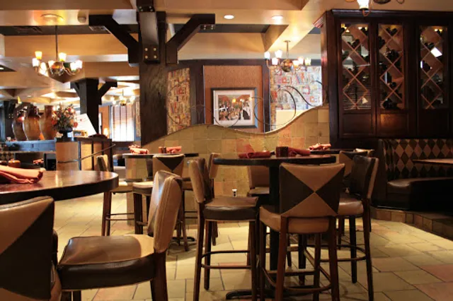 Paulo's Italian Kitchen