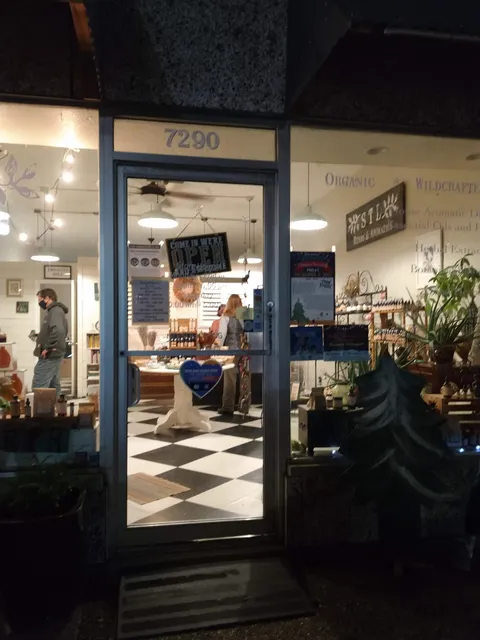 STL Herbs and Aromatics