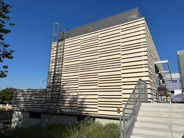photo-1