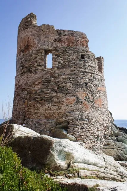 Torra Ghjenuvese d'Erbalunga