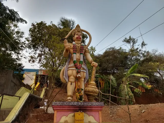 SRI SURYA NARAYANA MURTY DEVASTHANAM PANDAVULAMETTA PEDDAPURAM