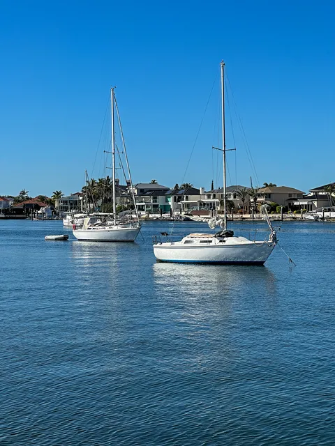 Paradise Point Beach