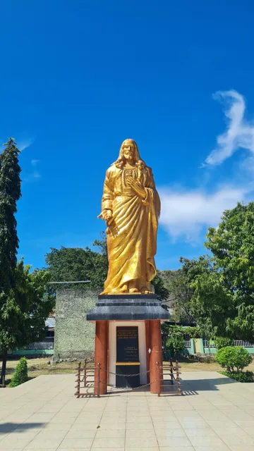 Patung Kristus Raja Maumere