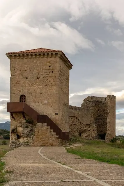 Castillo de Santa Gadea