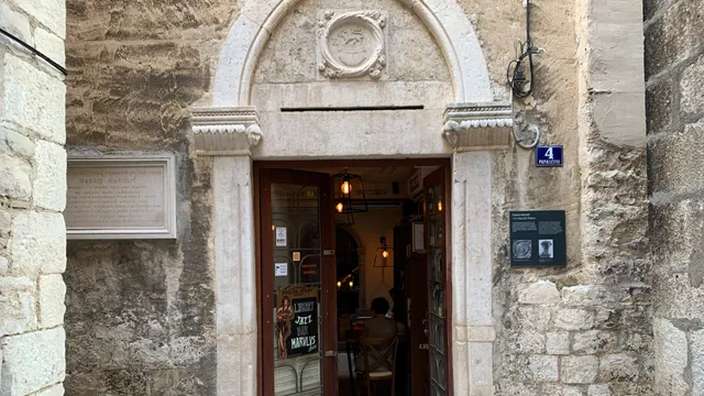 place image