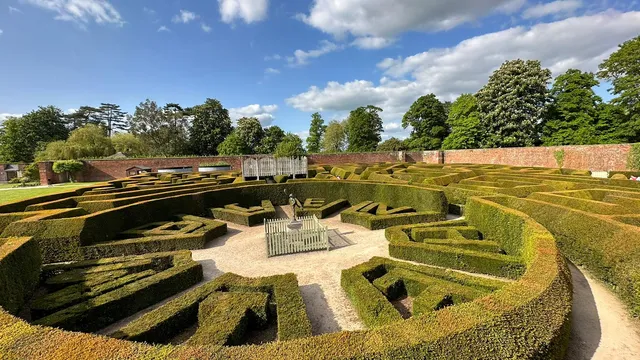 Marlborough Hedge Maze