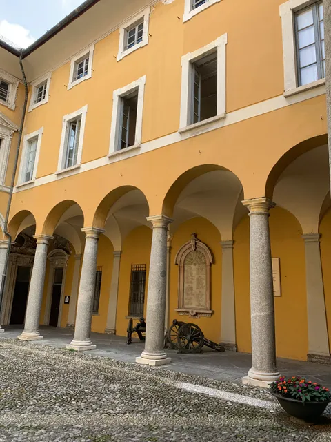 Palazzo Cernezzi