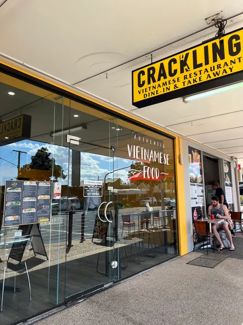 Crackling - Holland Park West