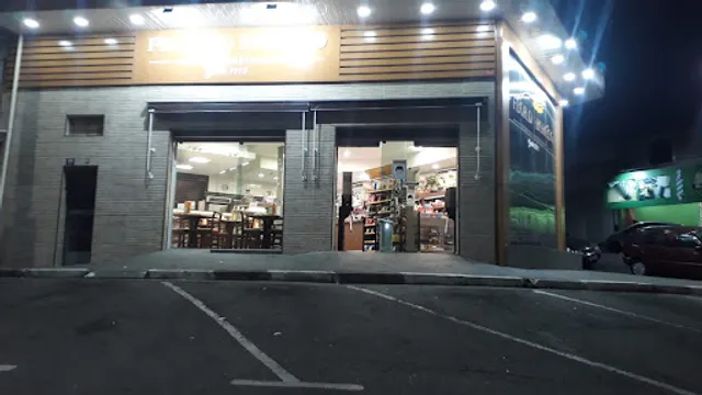 Flor do Paraiso Bakery and Confectionery