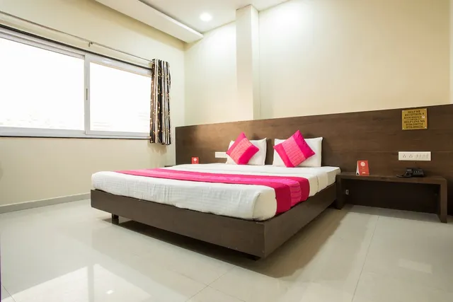 Anroute Stay - Near Mahakal Temple