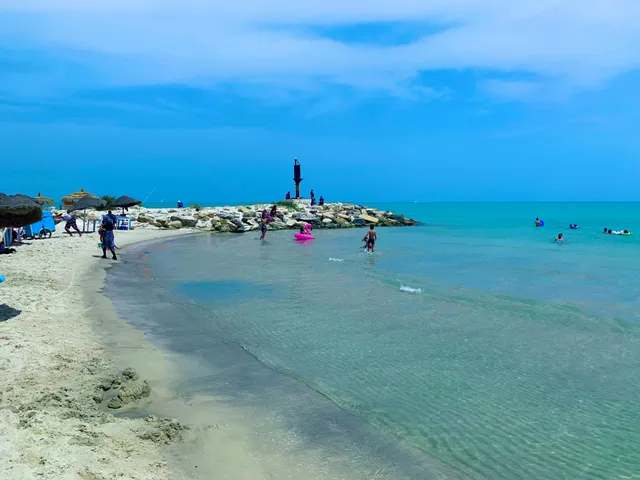 La Plage de Ghar El Melh (El Bort)