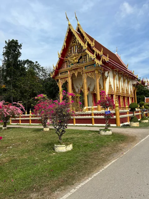 Wat Boonthawi (Wat Tumklaeb)
