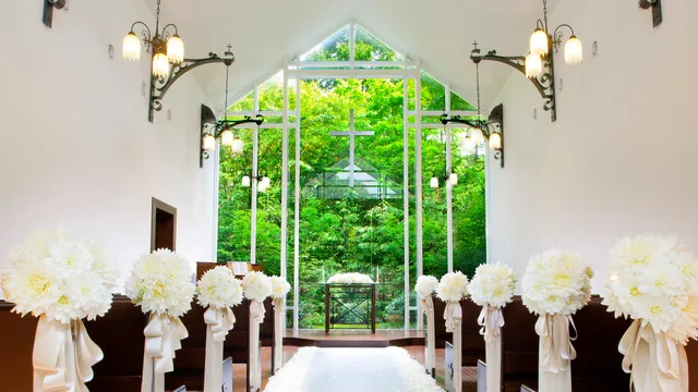 結婚式場 森のチャペル 軽井沢礼拝堂 (ホテル軽井沢エレガンス)