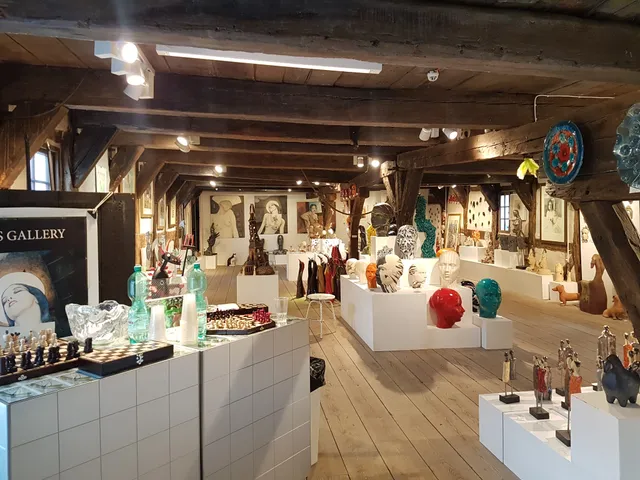 Gustus Shop & Gallery