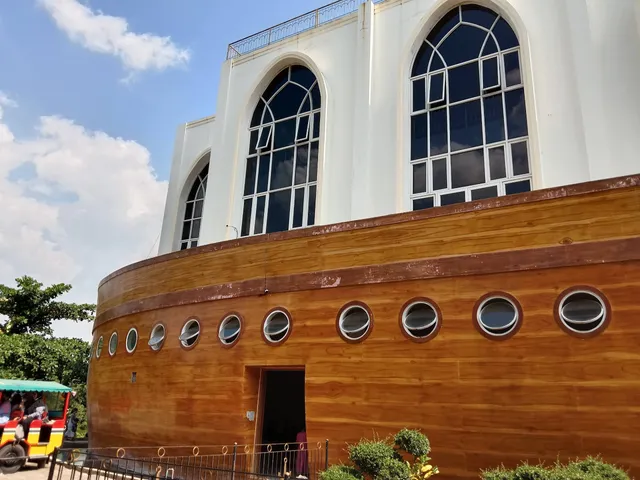 Masjid As Safinatun Najah