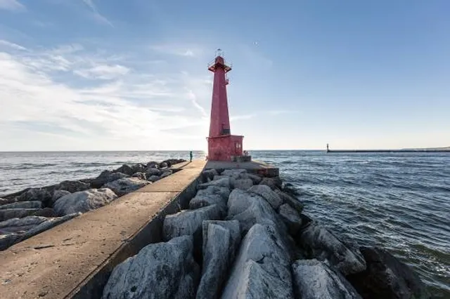 Muskegon South Breakwater Light