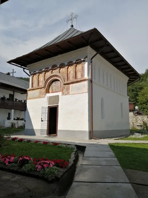 Iezer Monastery
